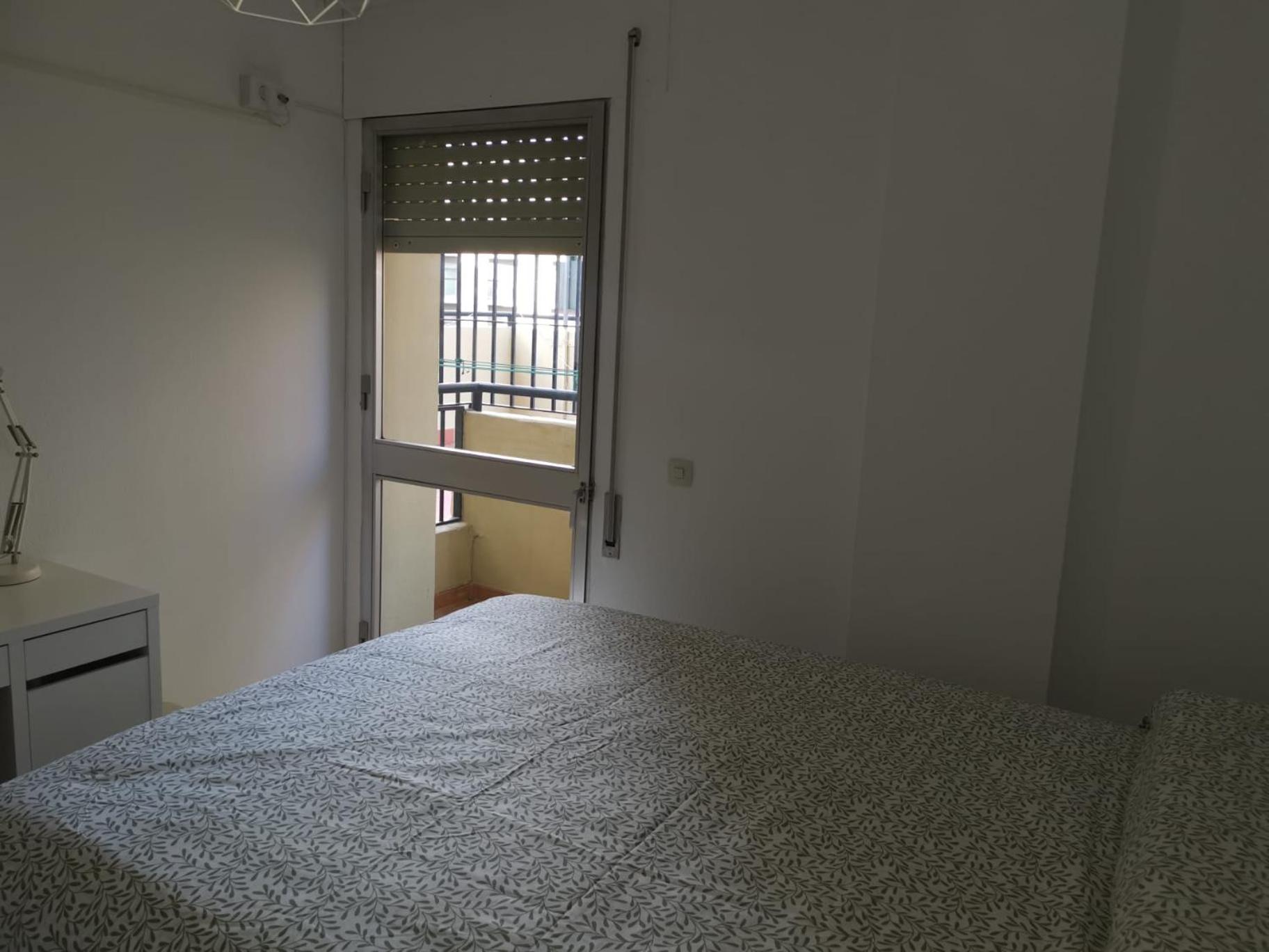 Cream Mrz Appartement
