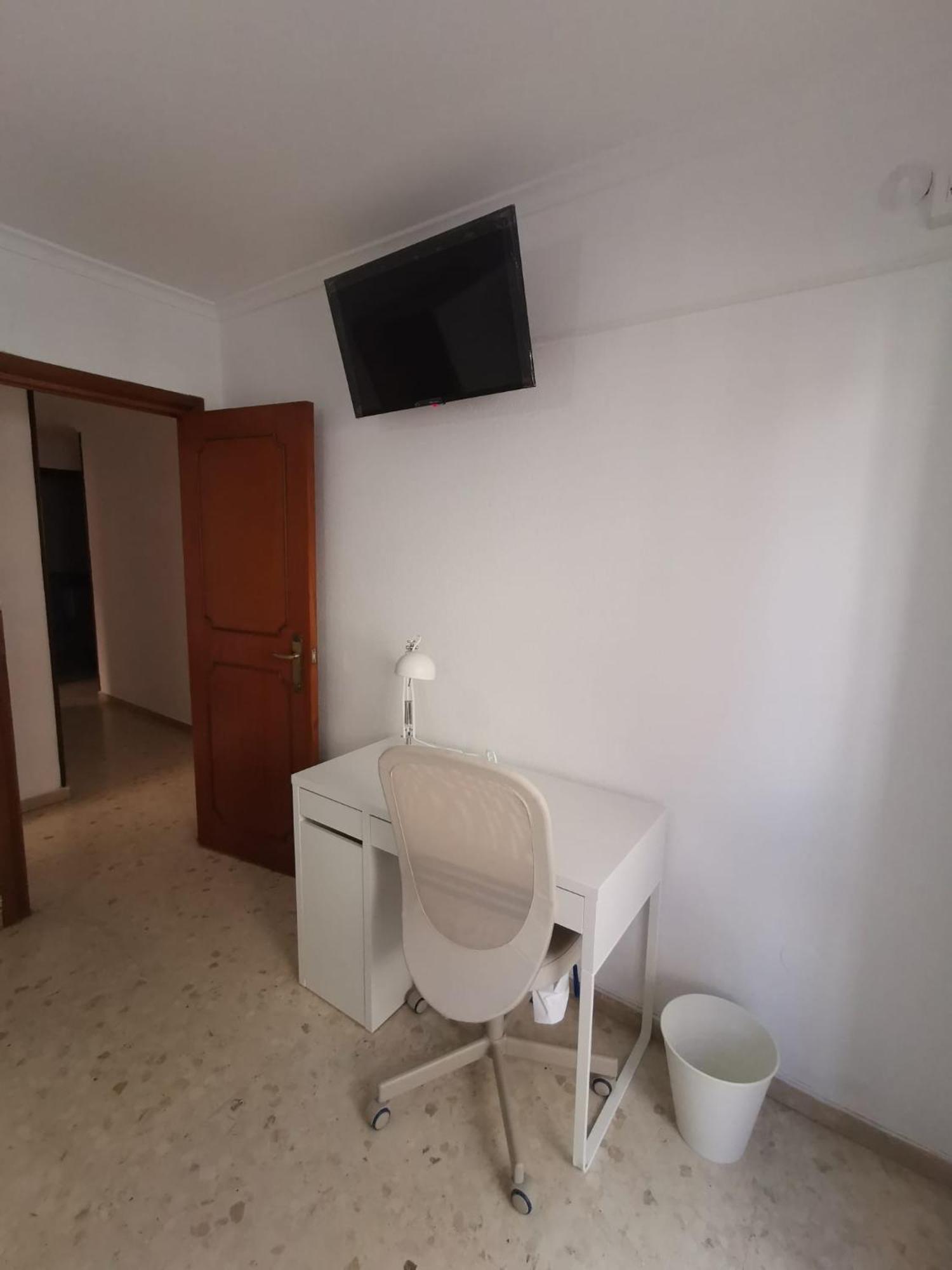 Cream Mrz Appartement *